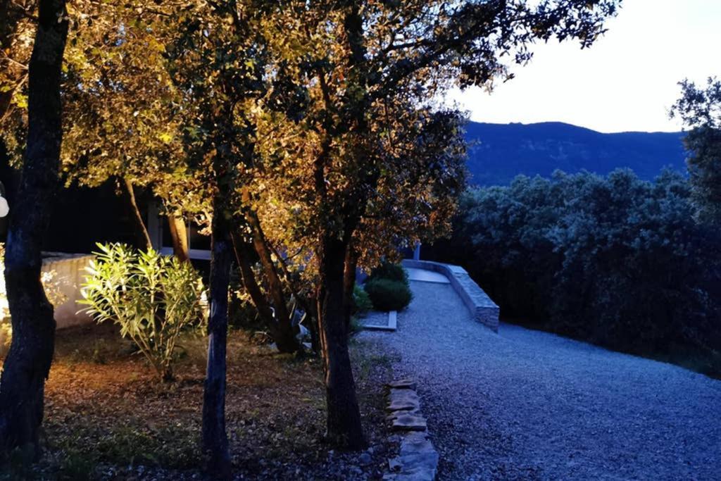 Gite Moderne En Drome Roche-Saint-Secret Экстерьер фото